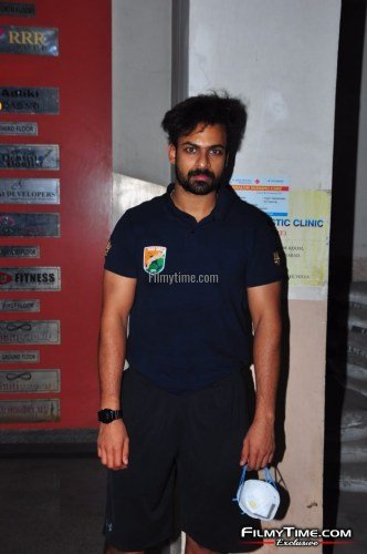 Vaishnav-Tej-Snapped-Shopping-In-Hyderabad-City-12