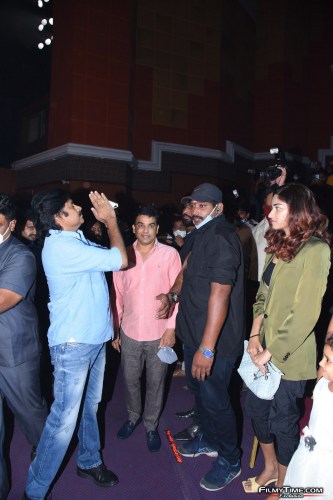 Vakeel-Saab-Movie-Pre-Release-Event-4-17