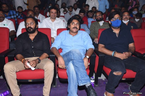 Vakeel-Saab-Movie-Pre-Release-Event-4-25