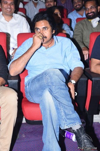 Vakeel-Saab-Movie-Pre-Release-Event-4-31