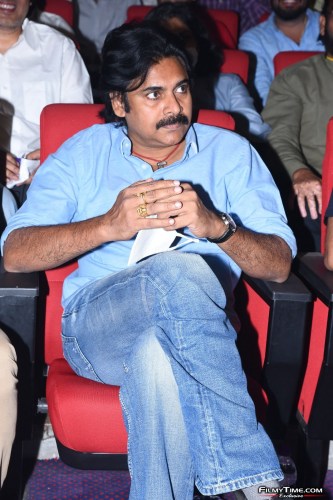 Vakeel-Saab-Movie-Pre-Release-Event-4-36