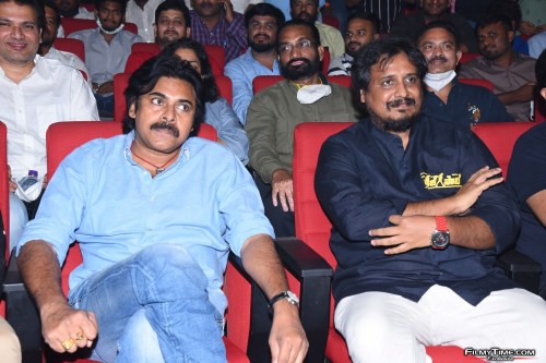 Vakeel-Saab-Movie-Pre-Release-Event-4-38