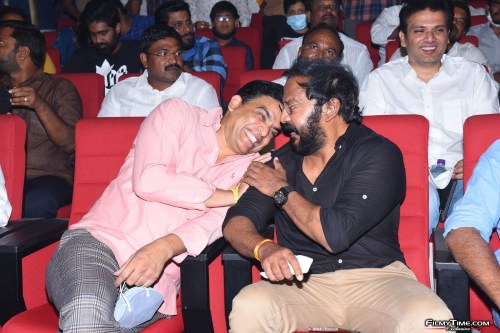 Vakeel-Saab-Movie-Pre-Release-Event-4-40