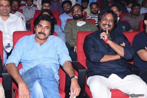 Vakeel-Saab-Movie-Pre-Release-Event-4-43