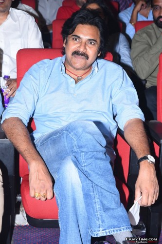 Vakeel-Saab-Movie-Pre-Release-Event-4-48