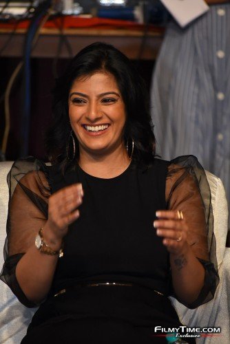 varalakshmi-naandhi-prerelease-24