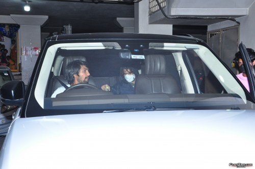 vijay-devarakonda-at-gym-in-hyderabad-4