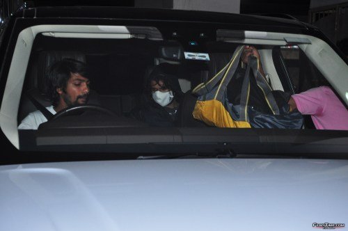 vijay-devarakonda-at-gym-in-hyderabad-5