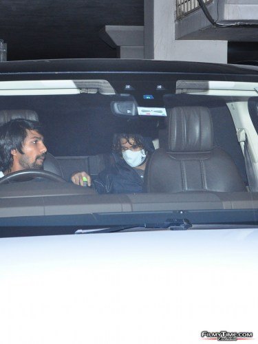 vijay-devarakonda-at-gym-in-hyderabad-6