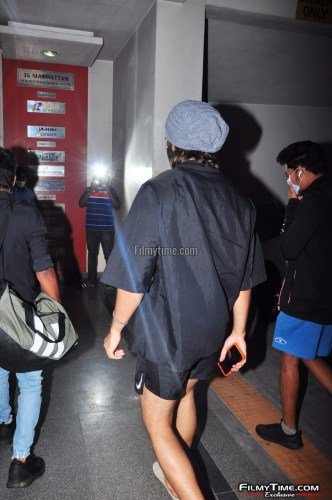 Vijay-devarakonda-snapped-at-Gym-in-Hyderabad-14