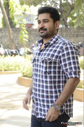 Vijaya-Raghavan-Movie-Press-Meet-Photos-11