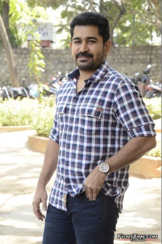 Vijaya-Raghavan-Movie-Press-Meet-Photos-13